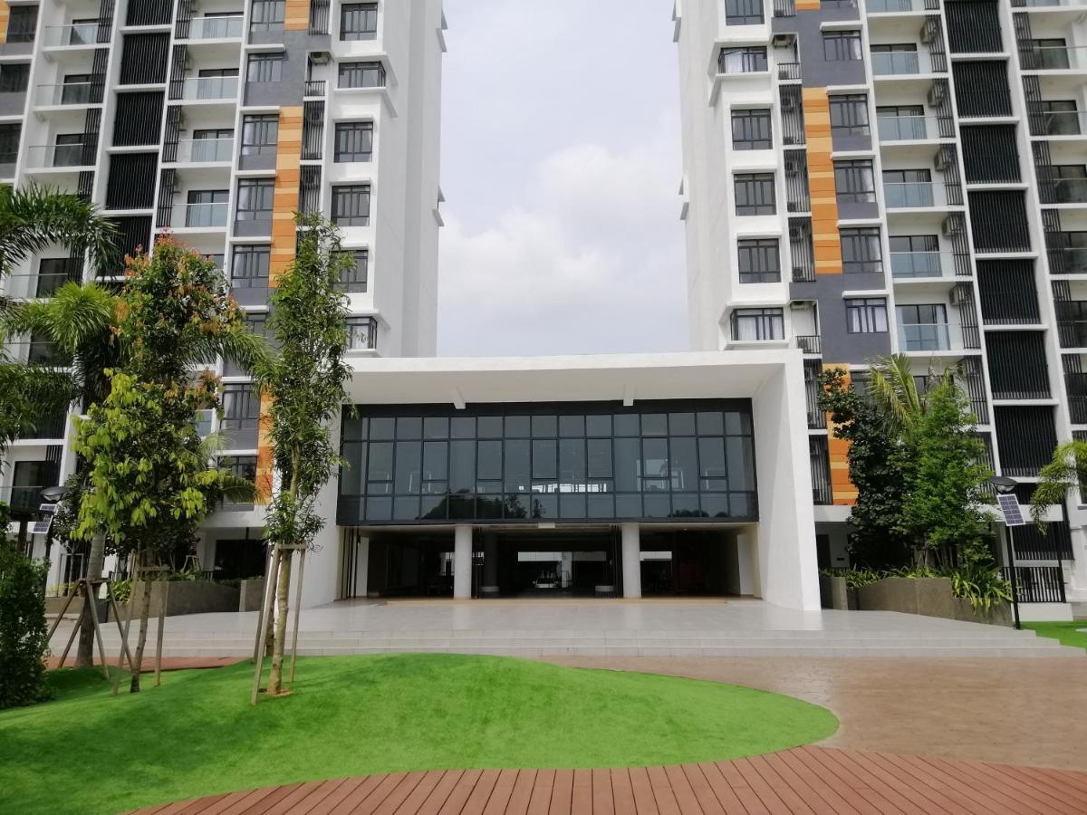 קואנטאן Timurbay Seafront Residence By Hardinahomes מראה חיצוני תמונה